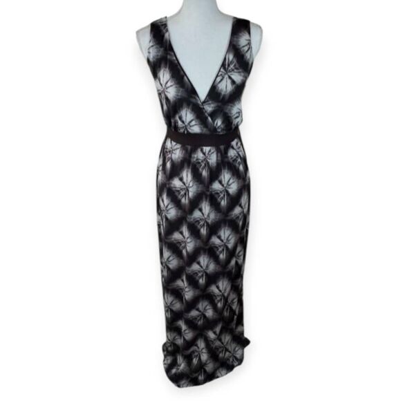 RHAPSADY BLACK, GRAY, & WHITE PLUNGE MAXI DRESS SZ.1X EUC. - Picture 1 of 5